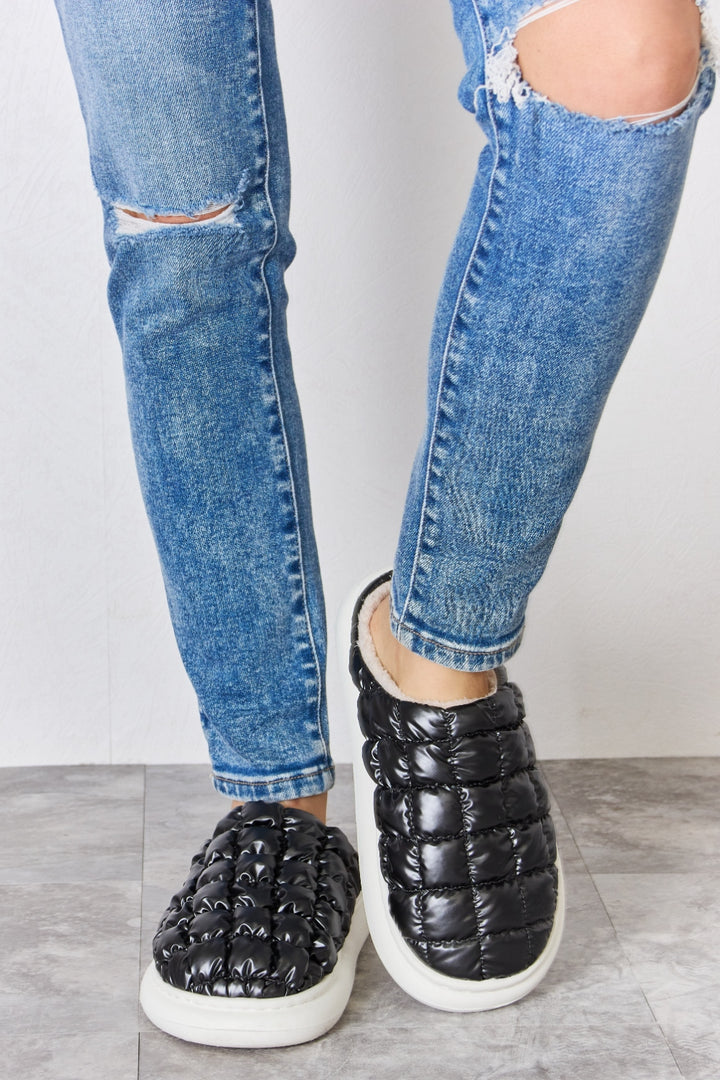 Melody Puffer Plush Slippers footware