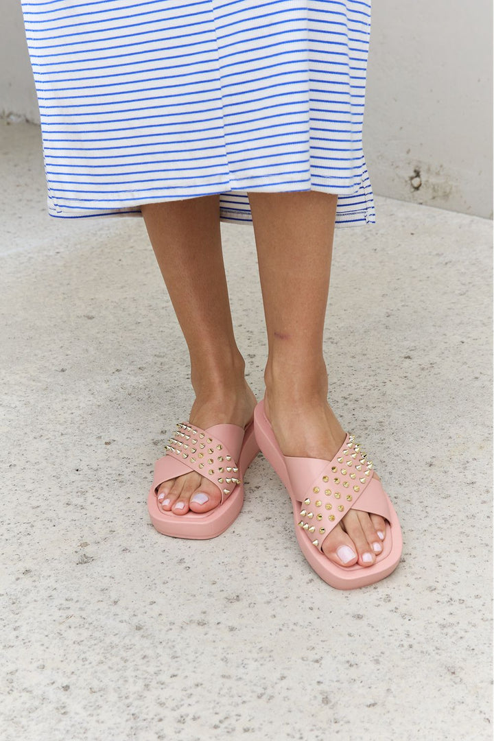 Forever Link Studded Cross Strap Sandals in Blush Footwear