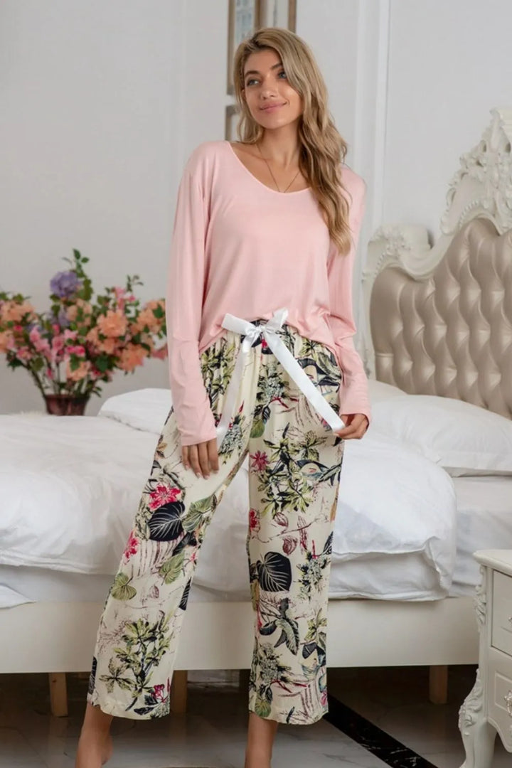 Round Neck Top and Printed Pants Lounge Set Lingerie & Nightwear