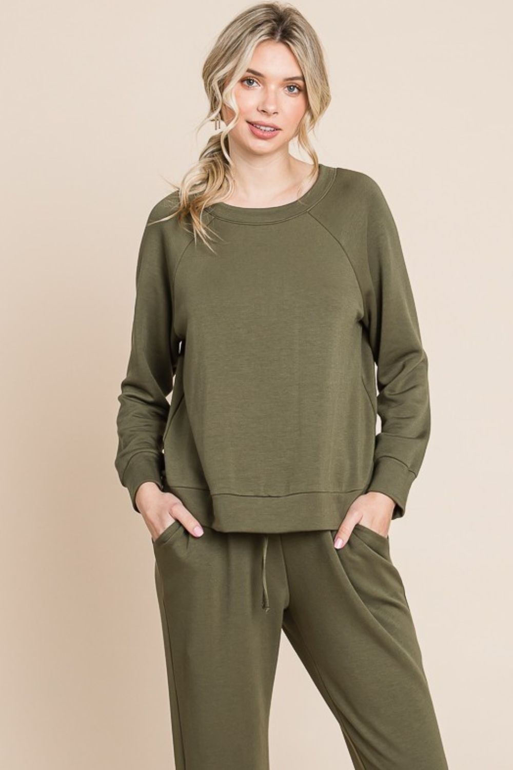 Super Lady Round Neck Raglan Sleeve Top and Pants Lounge Set 