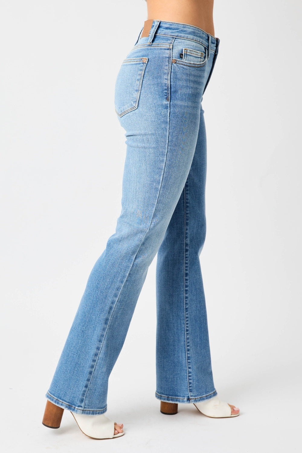 Judy Blue Full Size Mid-Rise Waist Straight Jeans 