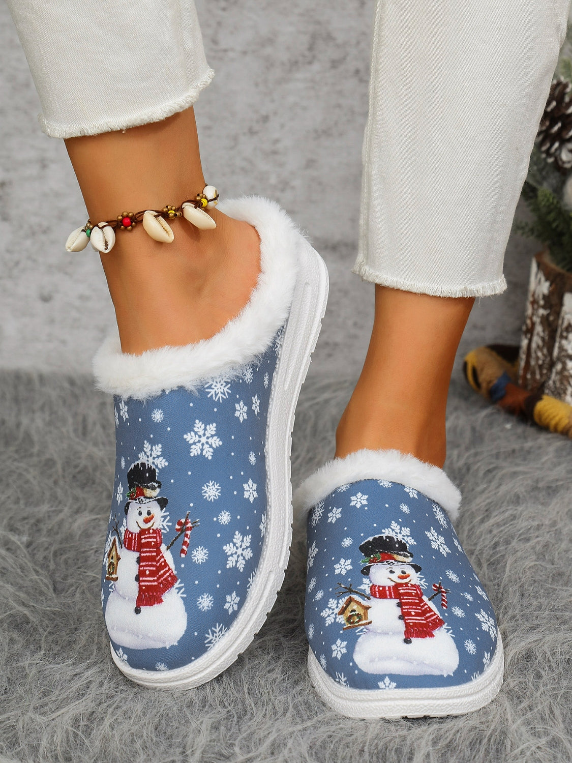 Snowman Print Flat Slippers with Faux Fur 