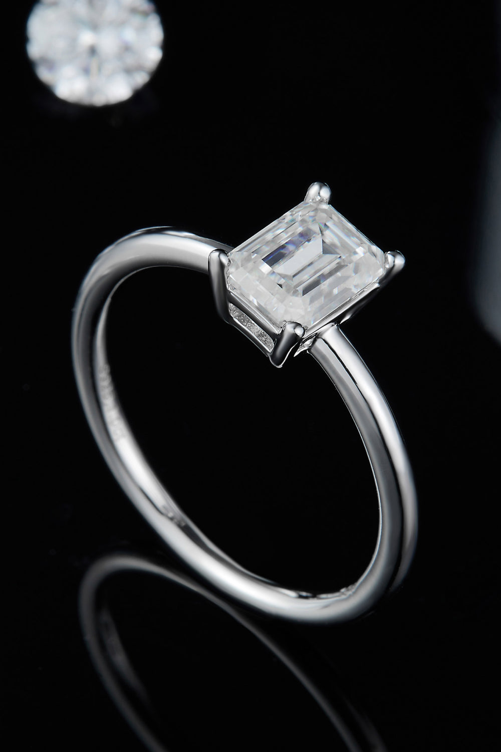 1 Carat Moissanite 925 Sterling Silver Solitaire Ring 