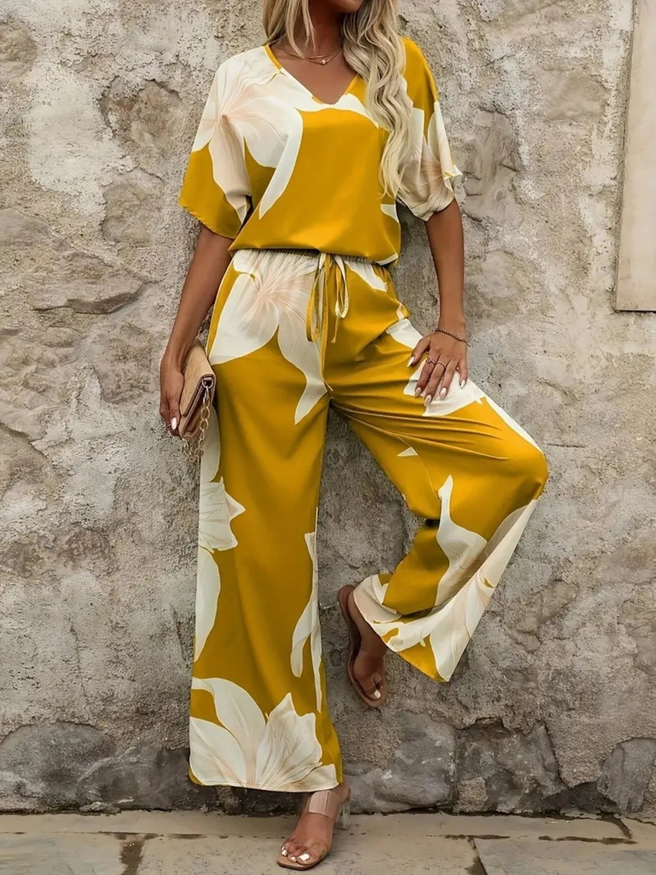 Printed V-Neck Top and Pants Set Two Piece Dresses