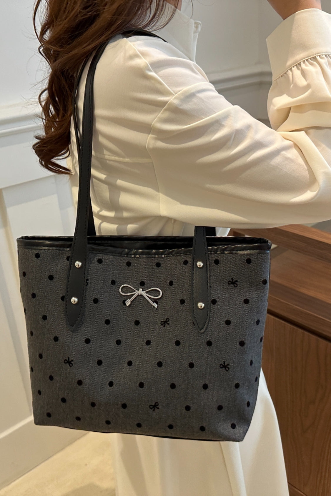 Bow Trim Polyester Tote Bag 
