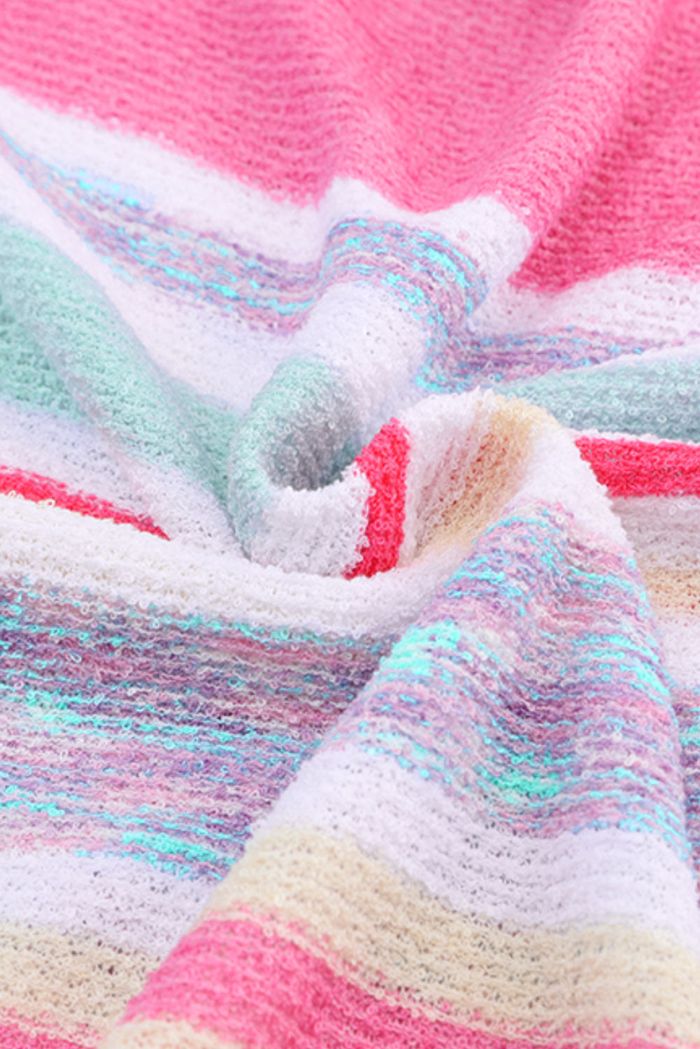 Contrast Round Neck Three-Quarter Sleeve Knit Top 