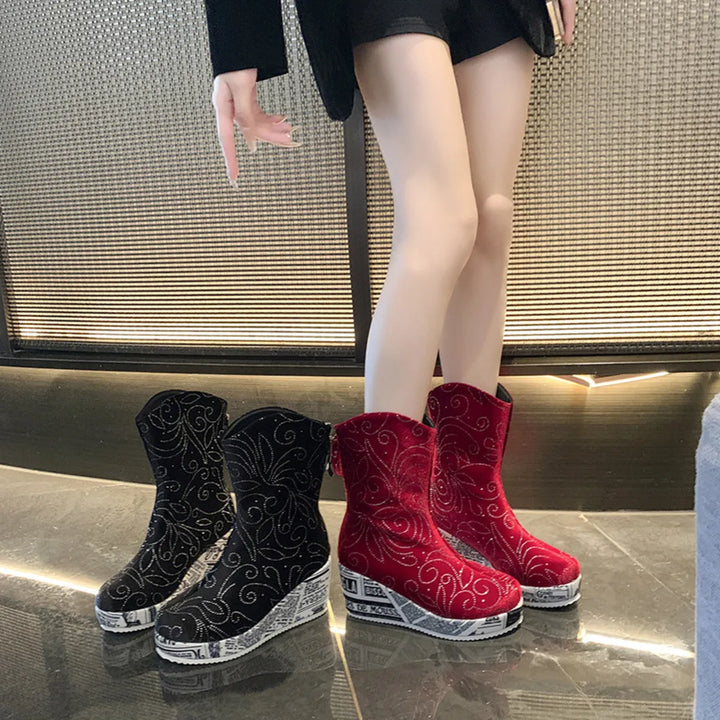 Round Toe Platform Wedge Boots 