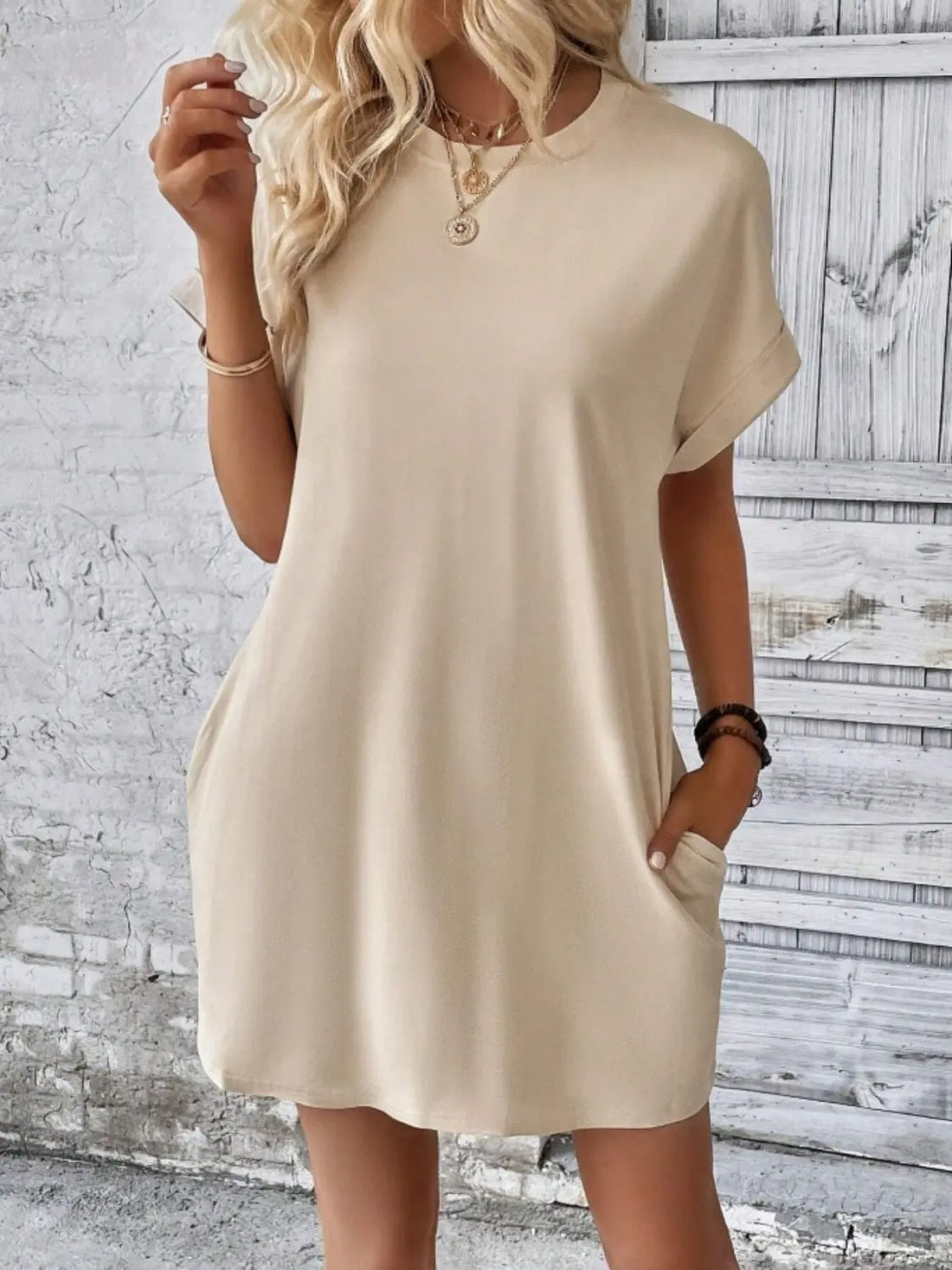 Pocketed Round Neck Short Sleeve Dress 