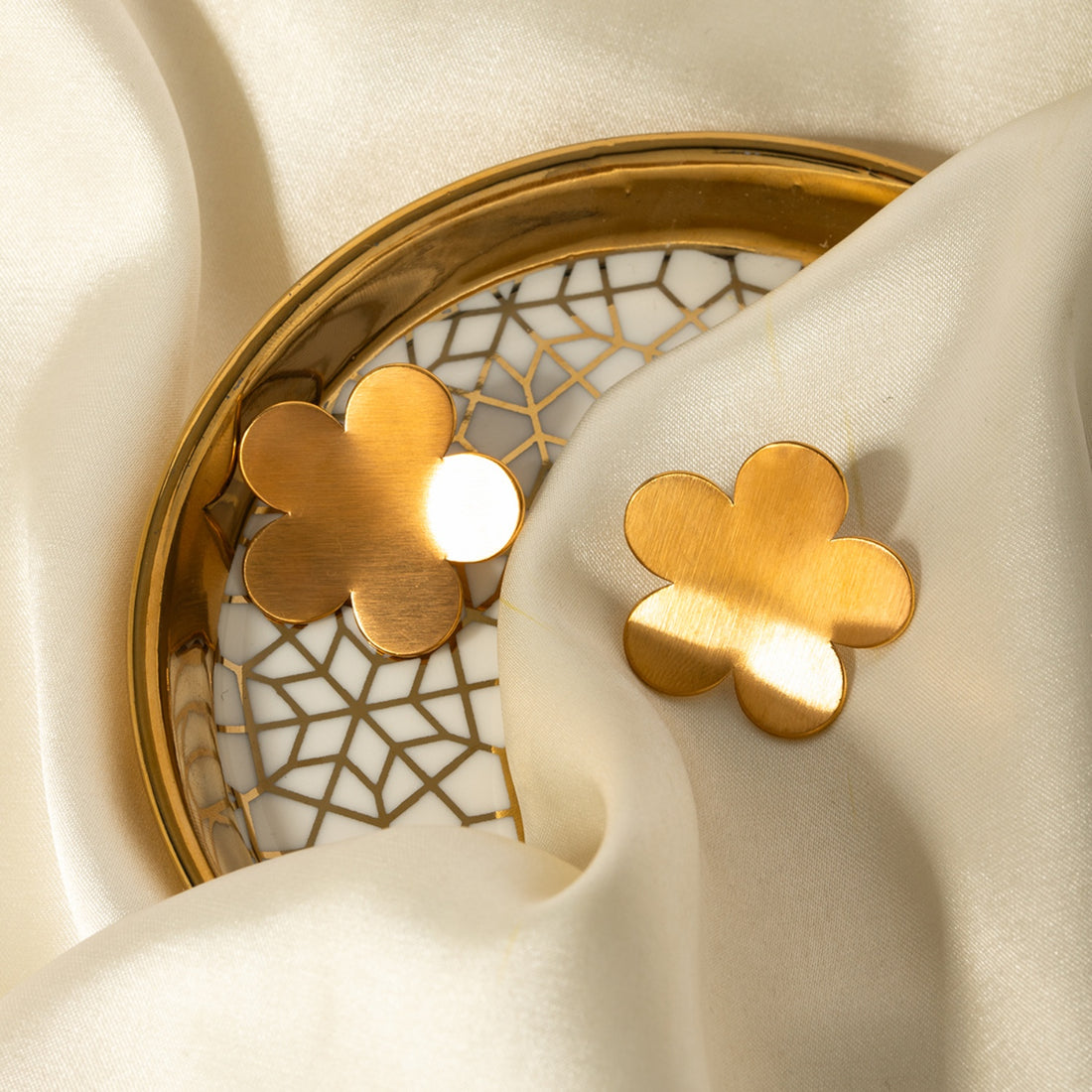 18K Gold-Plated Stainless Steel Flower Stud Earrings 