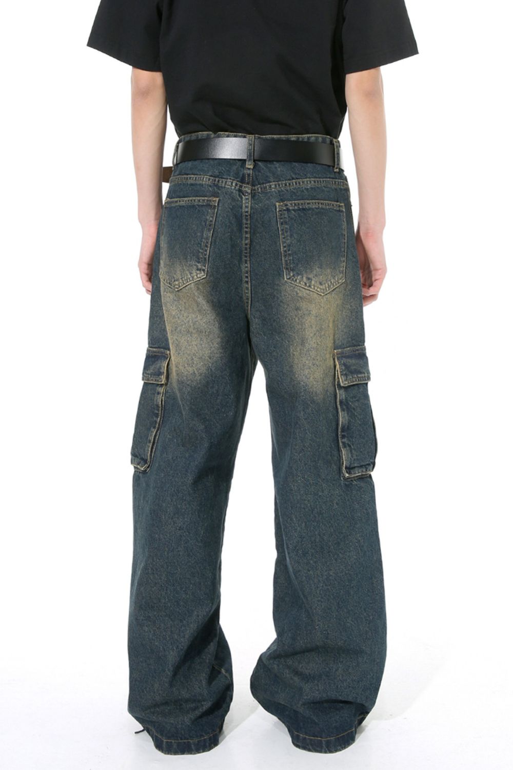Mid Rise Jeans with Cargo Pockets 