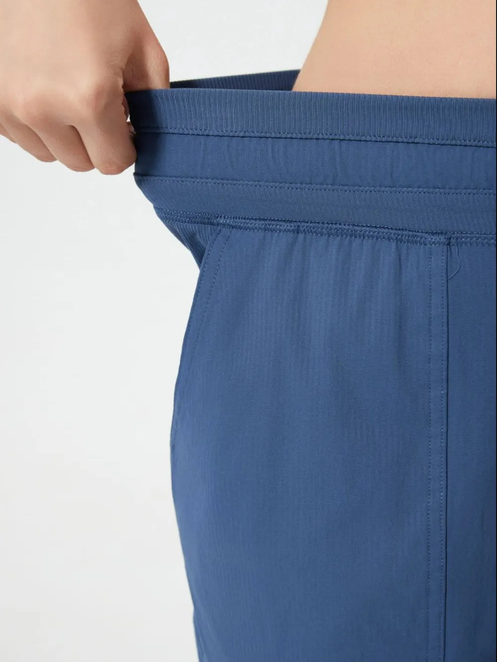 Millennia Drawstring Active Shorts with Pockets 