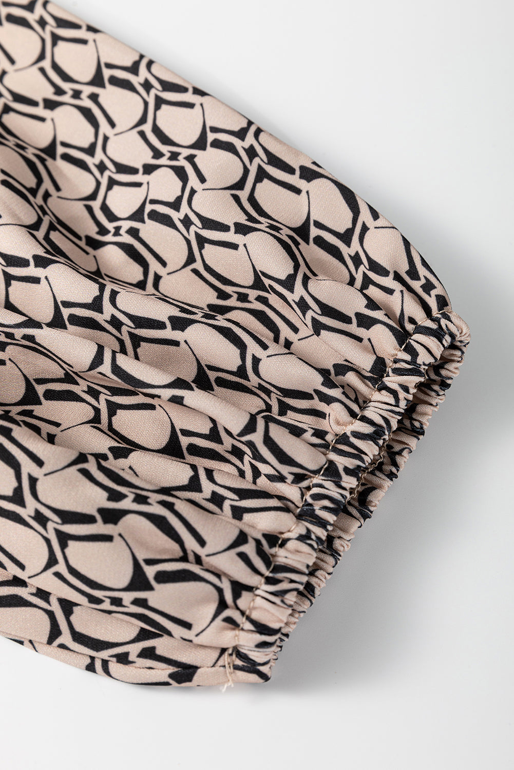 Khaki Geometric Print Notched Neck Puff Sleeve Blouse Tops/Blouses & Shirts