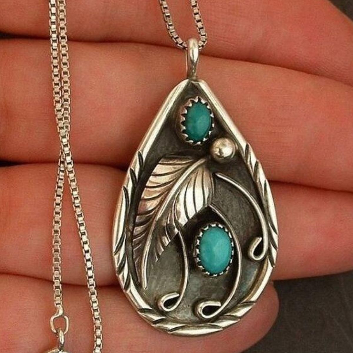 Alloy Artificial Turquoise Teardrop Pendant Necklace 