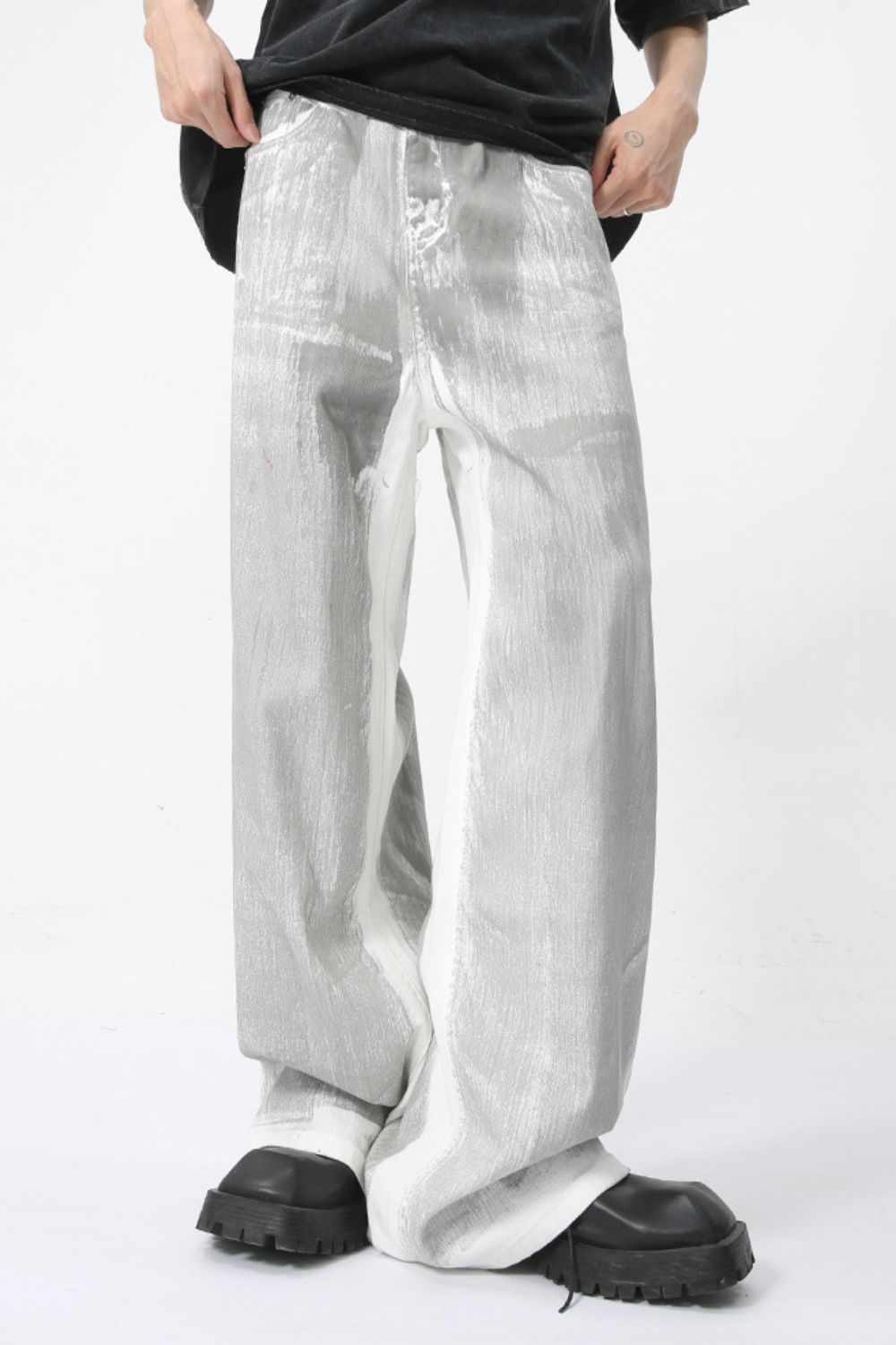 Wide Leg Jeans with Pockets 