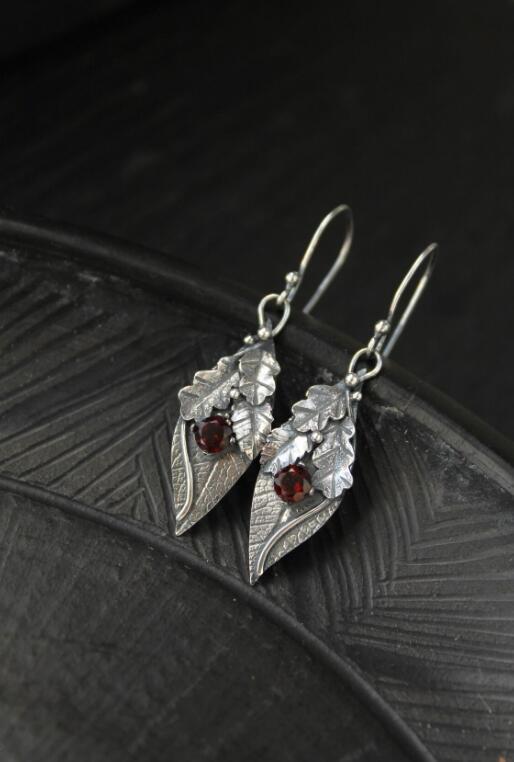 Alloy Rhinestone Leaf Shape Earrings 