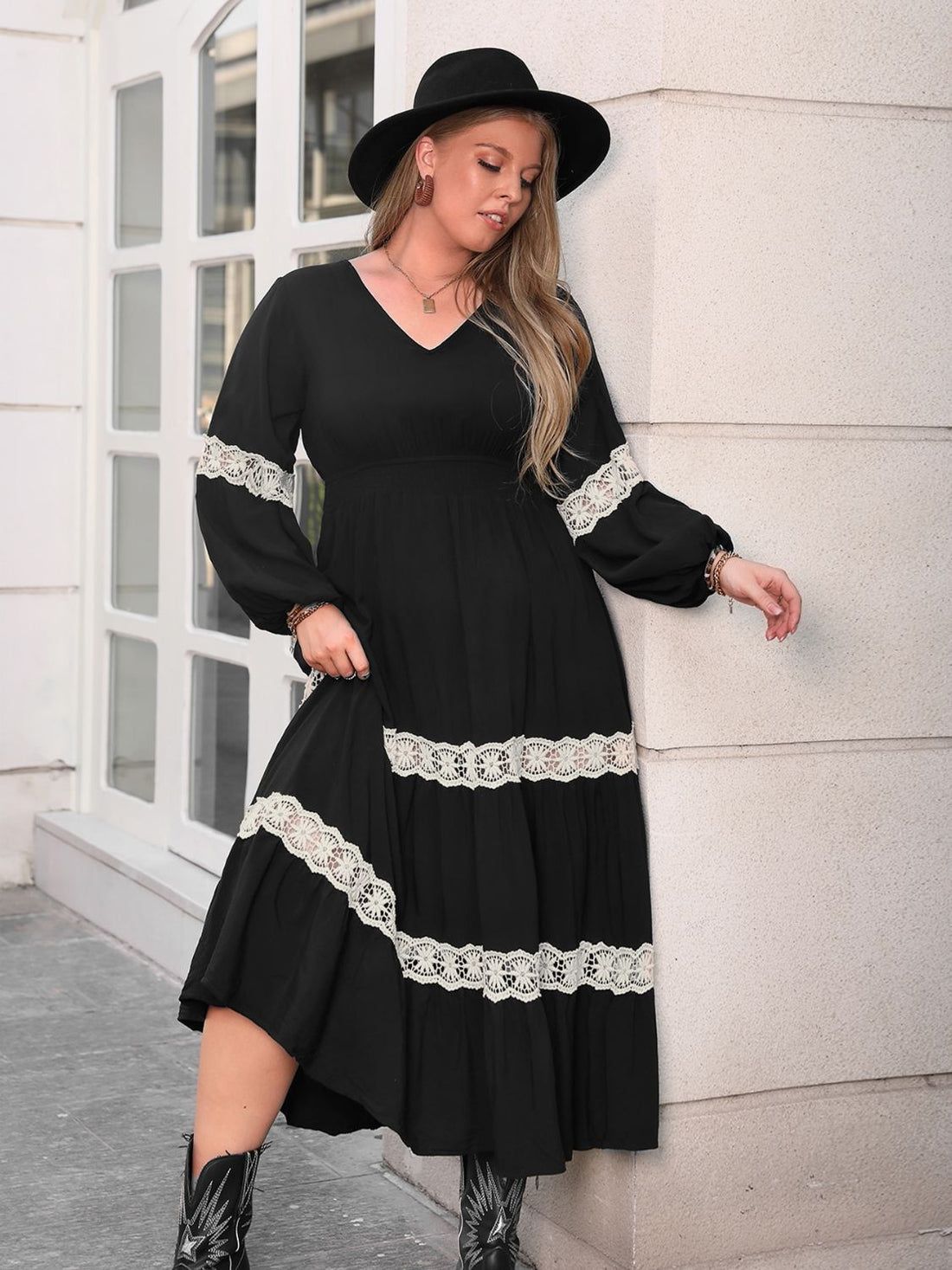 Plus Size Lace Detail V-Neck Long Sleeve Midi Dress 