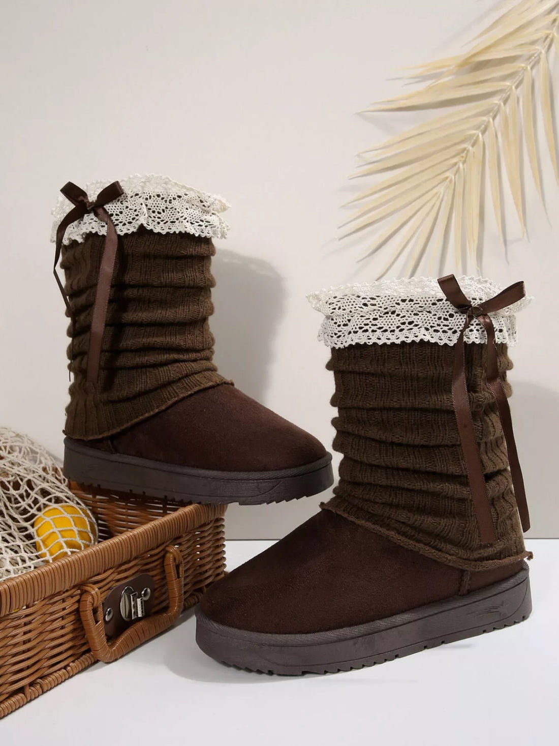 Round Toe Platform Boots 