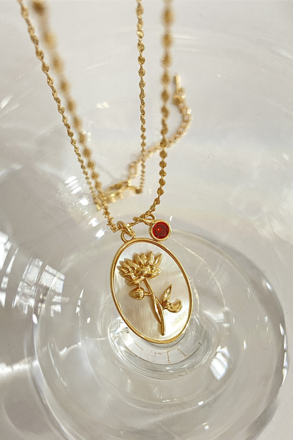 Flower Shell Pendant Copper Necklace 