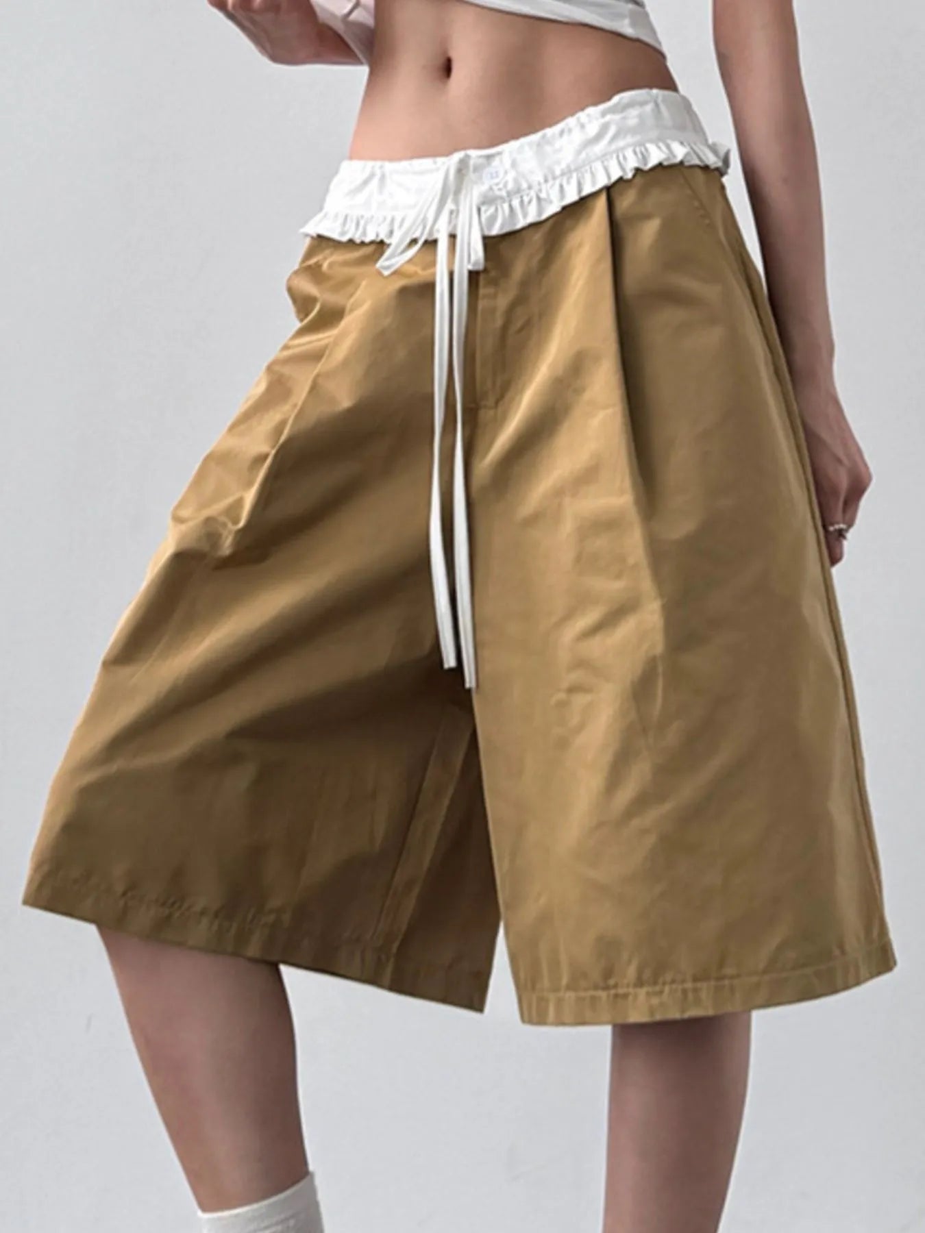 Contrast Waistband Wide-Leg Shorts 