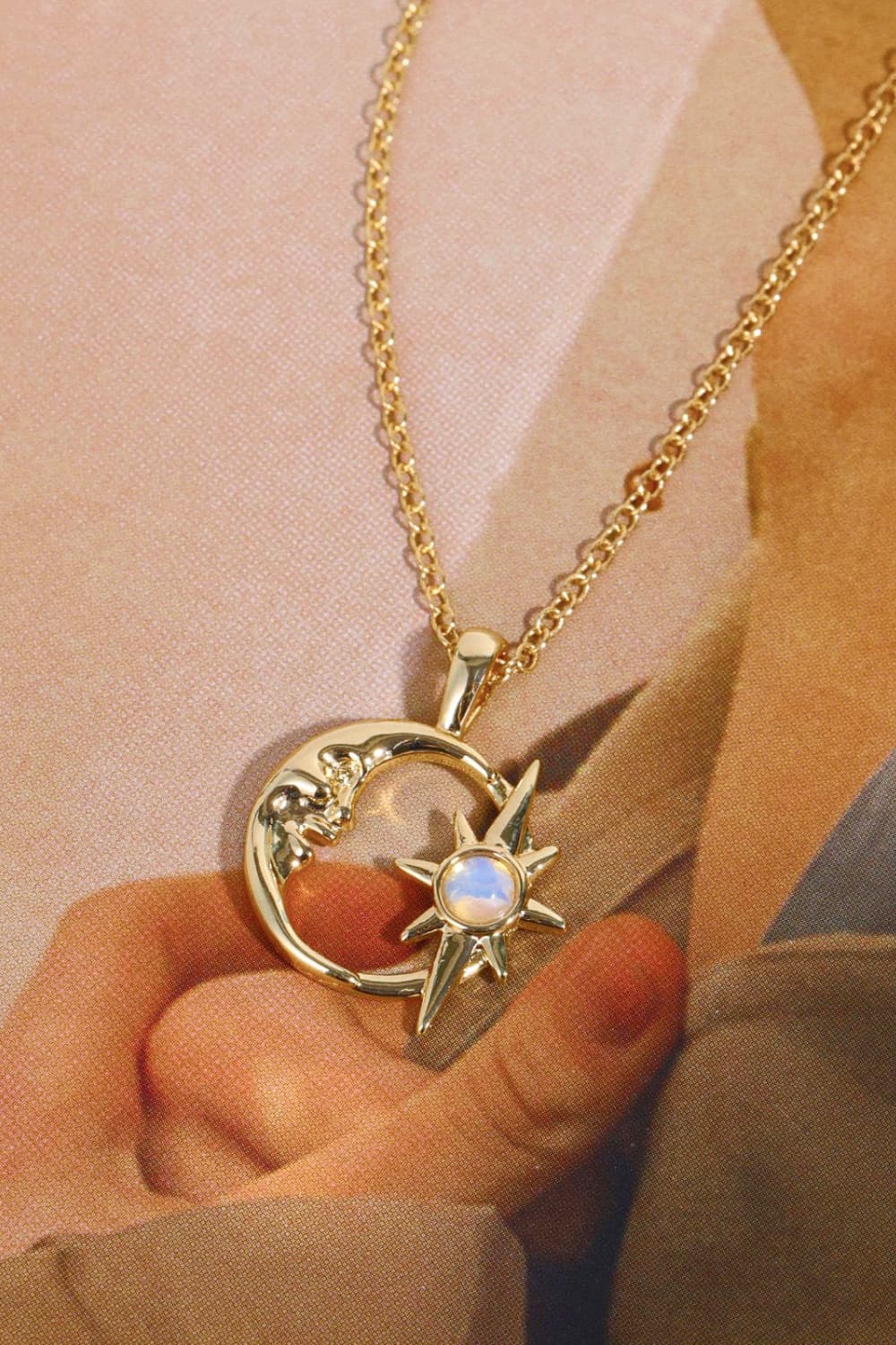 Copper 14K Gold-Plated Moon & Star Shape Pendant Necklace 