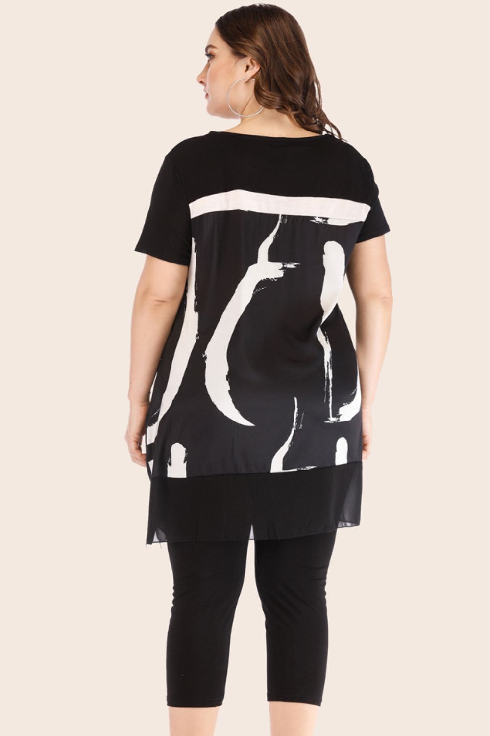 Plus Size Contrast Spliced Mesh T-Shirt and Cropped Leggings Set 