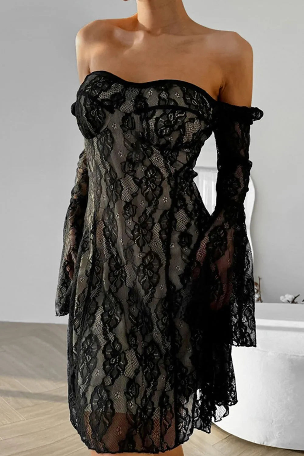 Lace Sweetheart Neck Flare Sleeve Mini Dress 