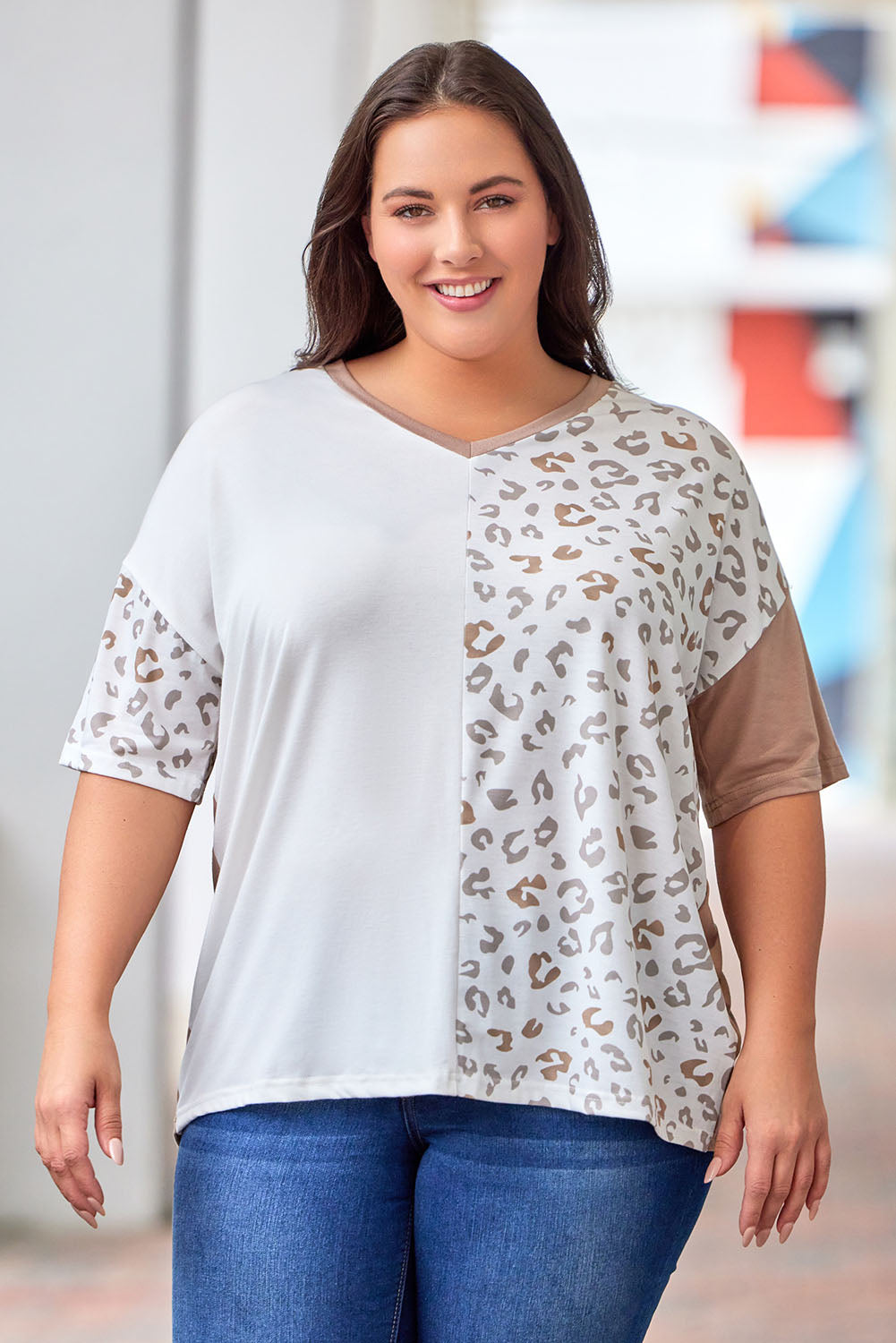 Plus Size Leopard V-Neck T-Shirt 
