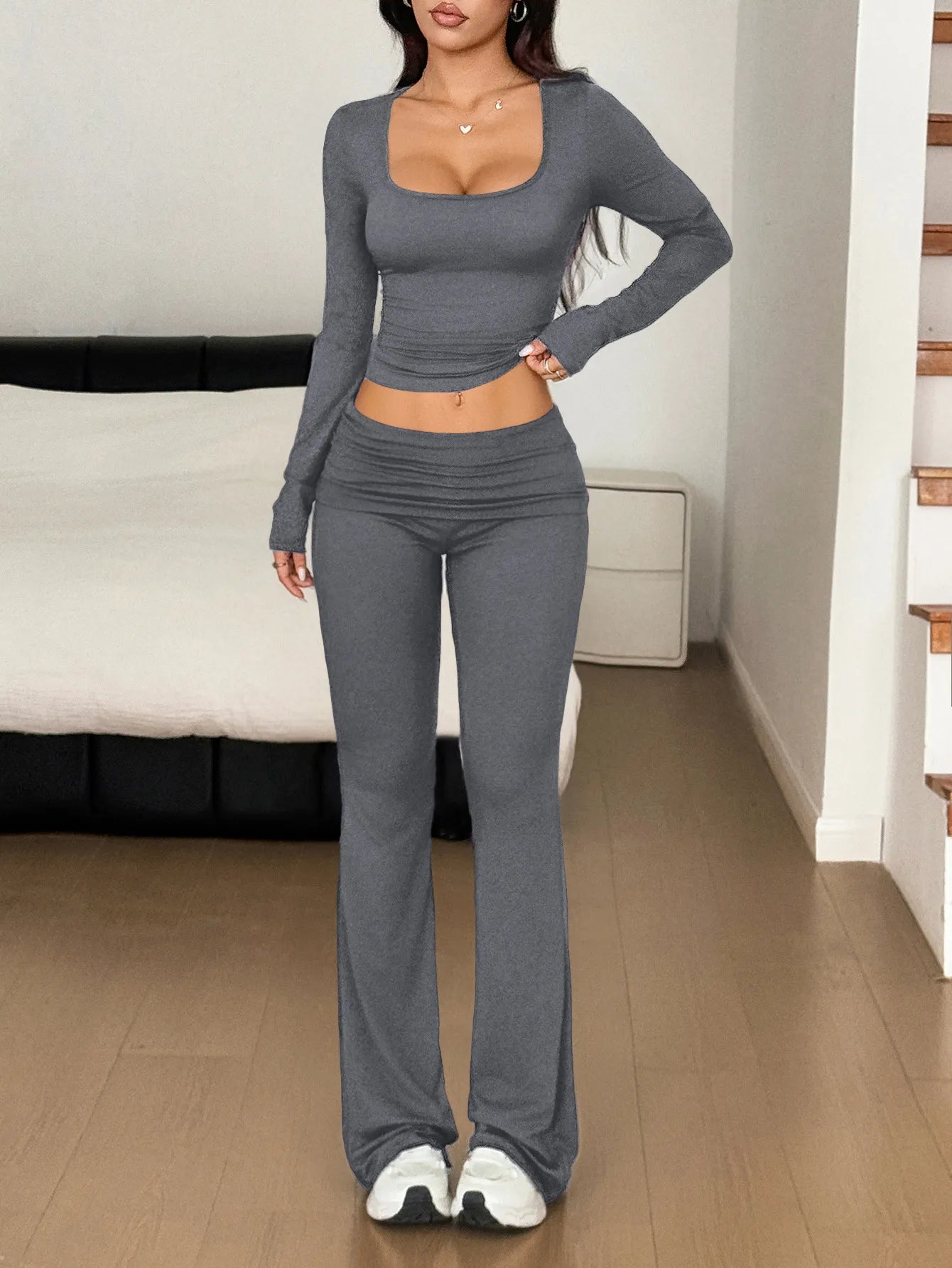 Long Sleeve Crop Top and Bootcut Pants Set Two Piece Dresses