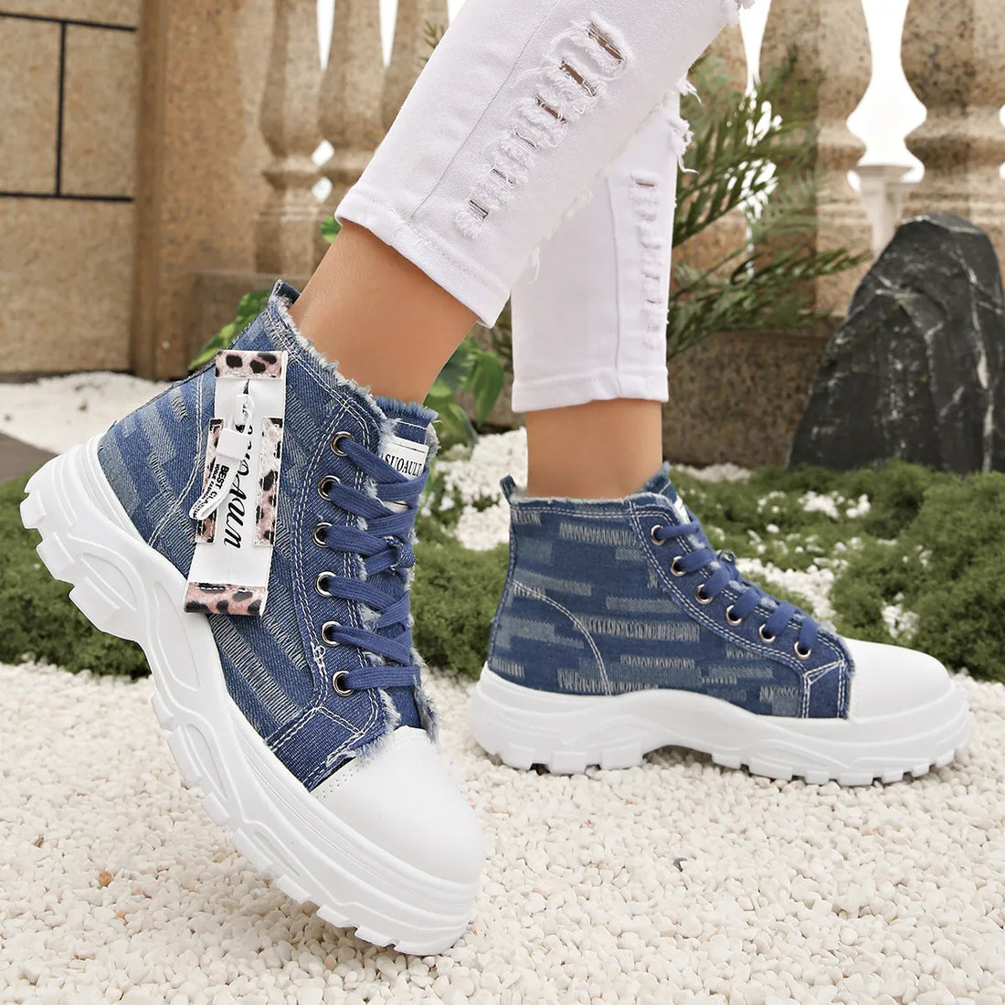 Lace Up Platform Sneakers 