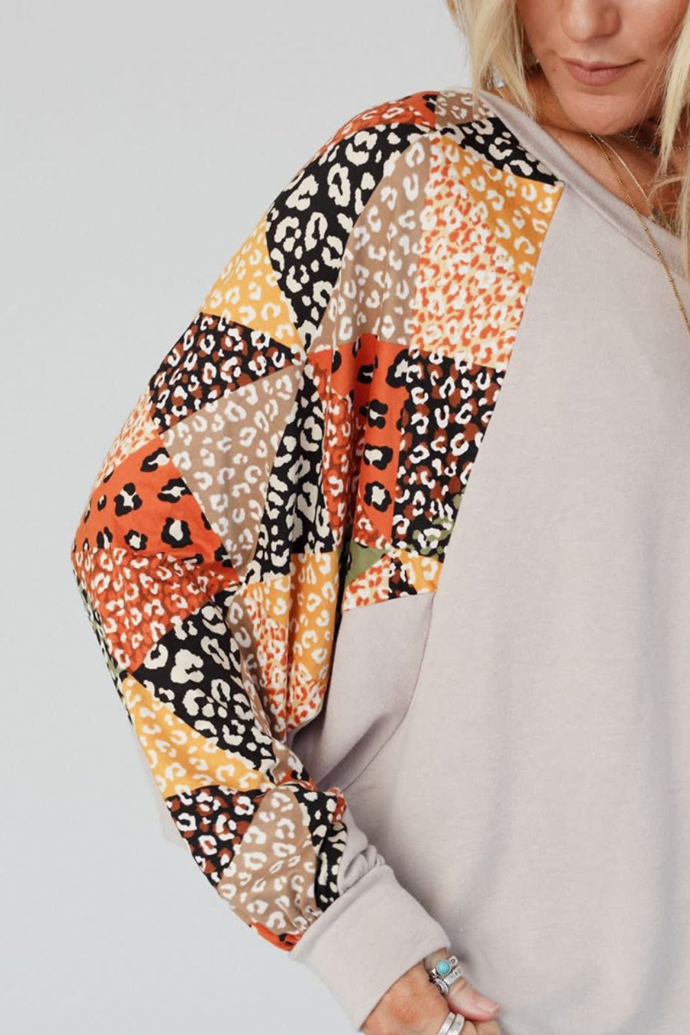 Leopard Contrast V-Neck Long Sleeve Blouse 