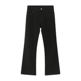 Mid Rise Jeans with Pockets 