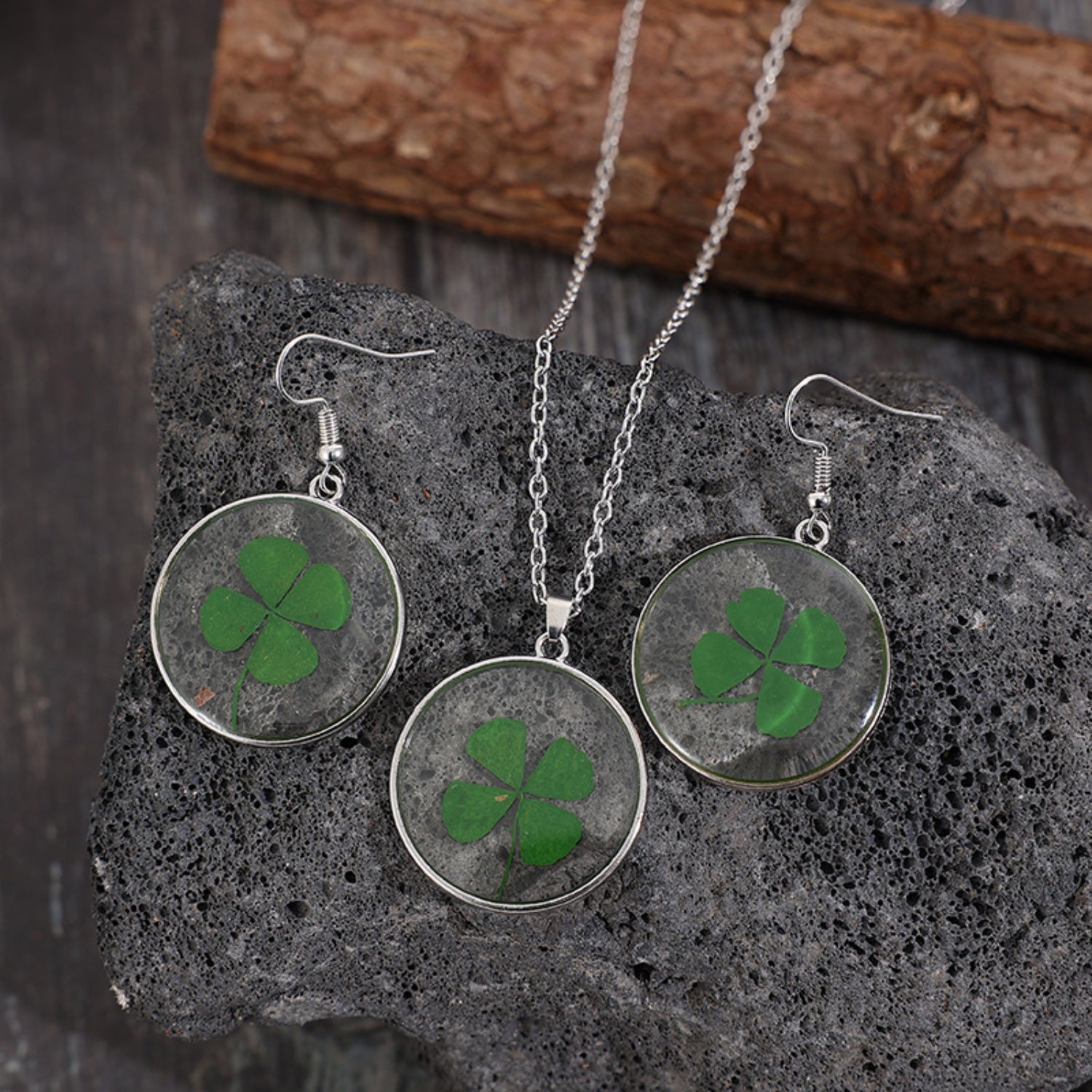 Lucky Clover Alloy Acrylic Earrings and Necklace Jewelry Set 