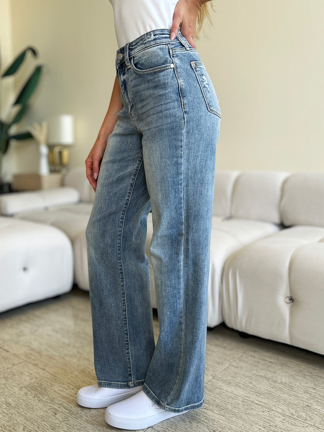 Judy Blue Full Size High Waist Straight Jeans 