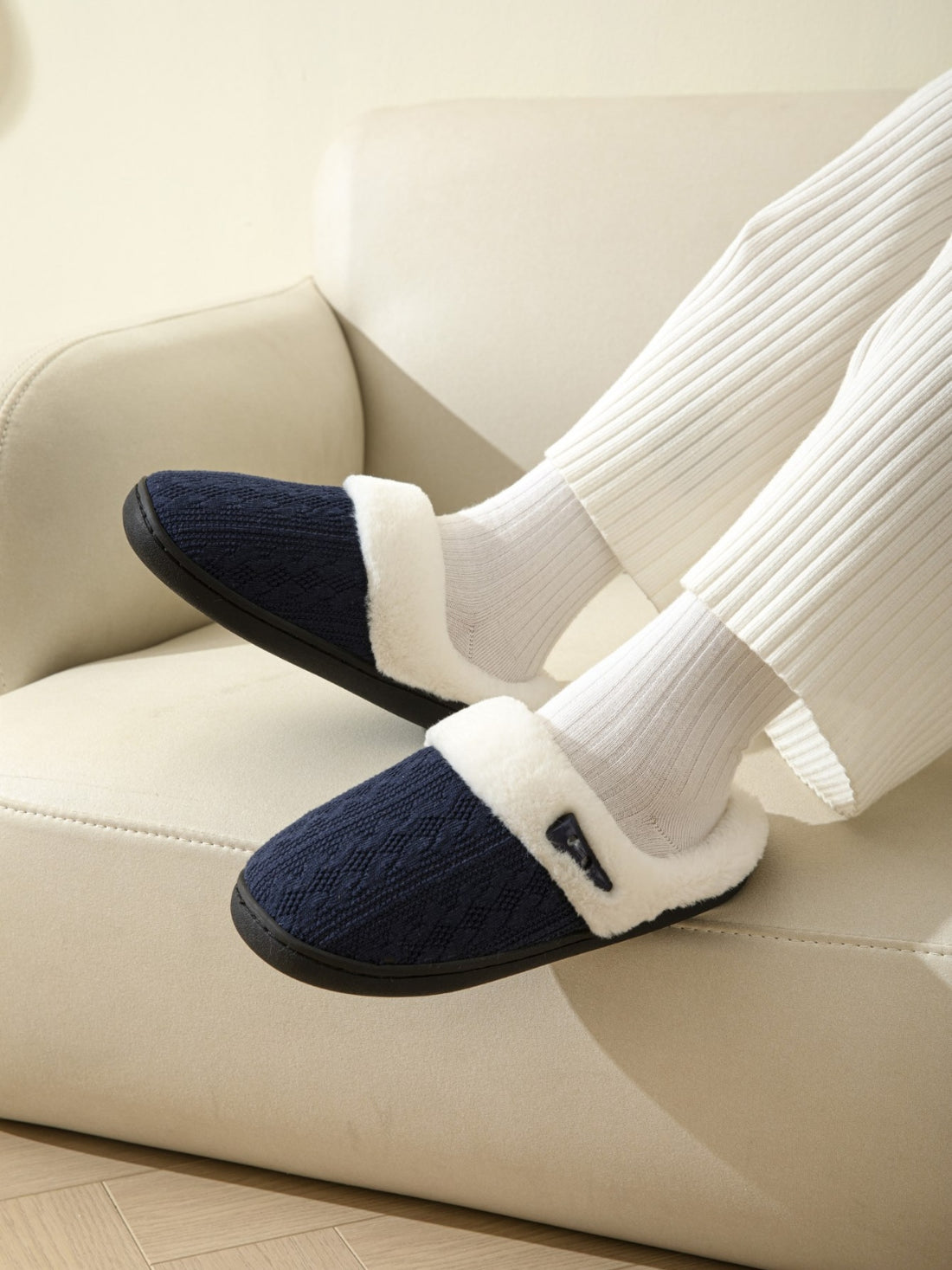 Horn Buckle Furry Texture Flat Slippers 