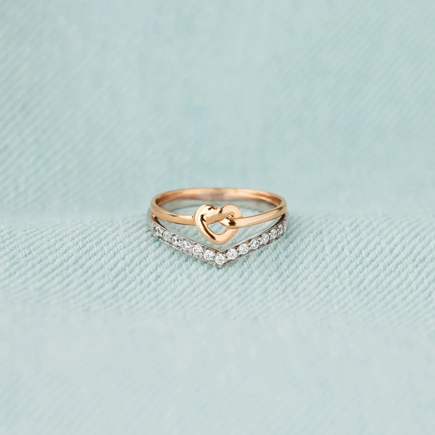 Knotted Heart Shape Inlaid Zircon Ring 