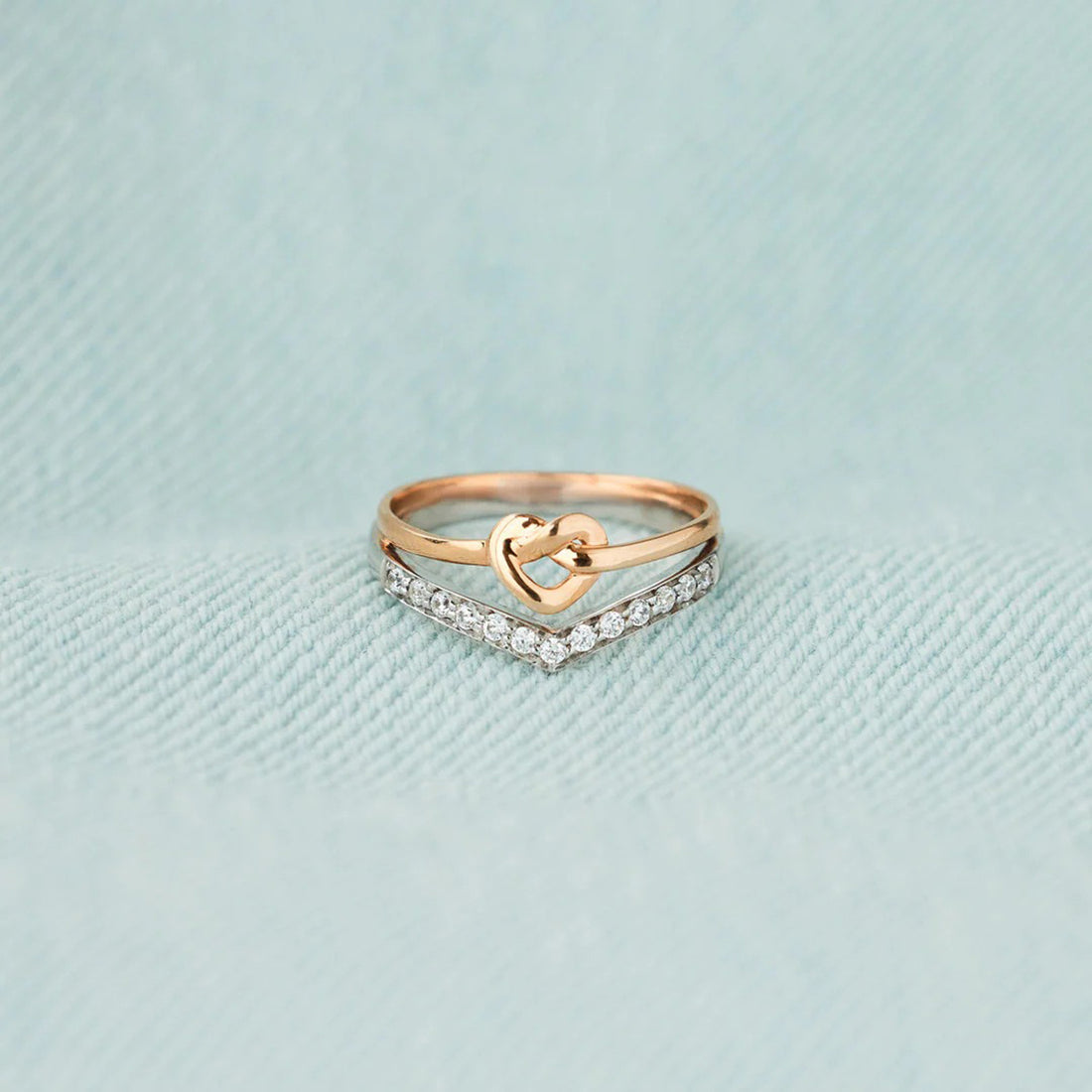 Knotted Heart Shape Inlaid Zircon Ring 