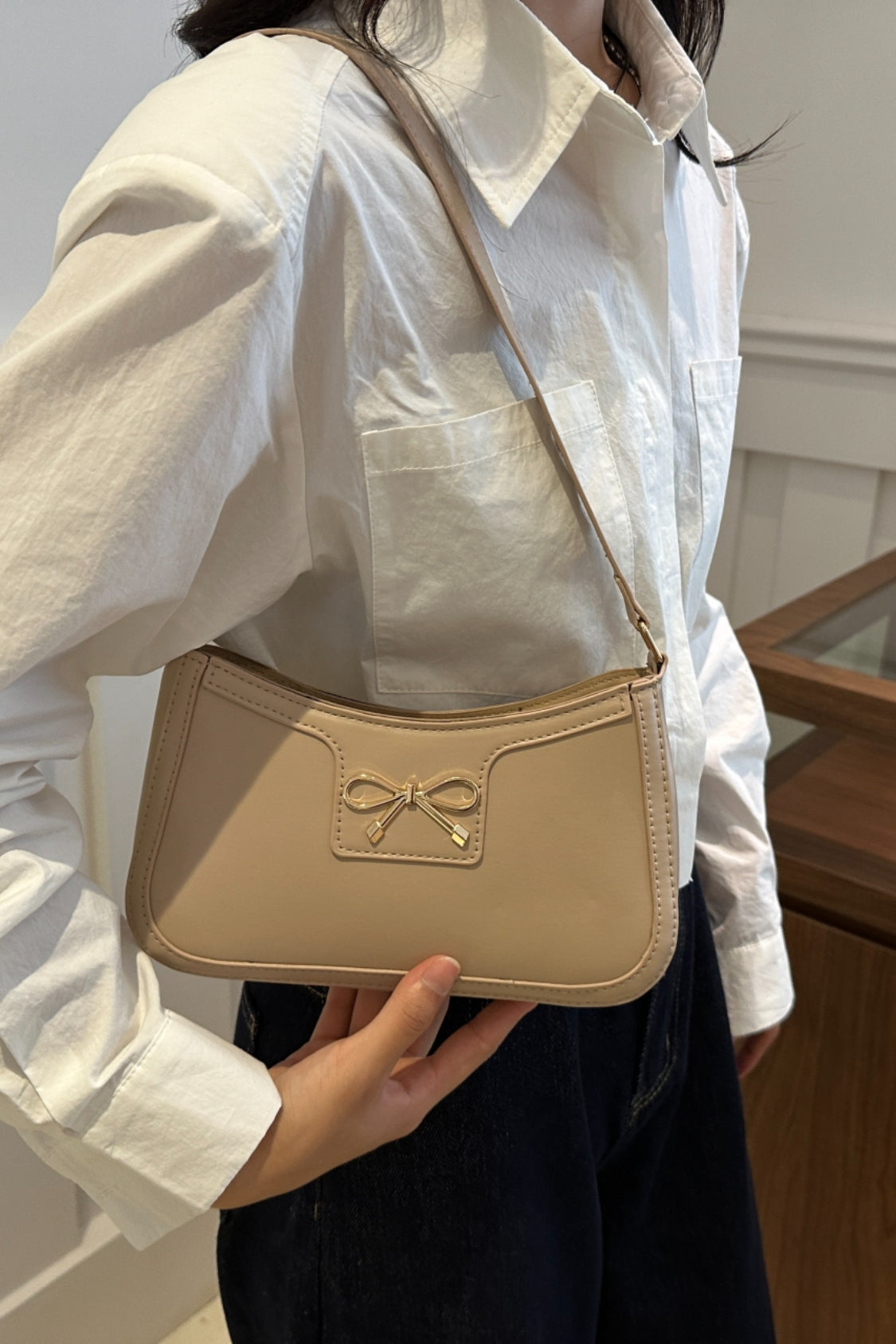 Bow Trim PU Leather Shoulder Bag 