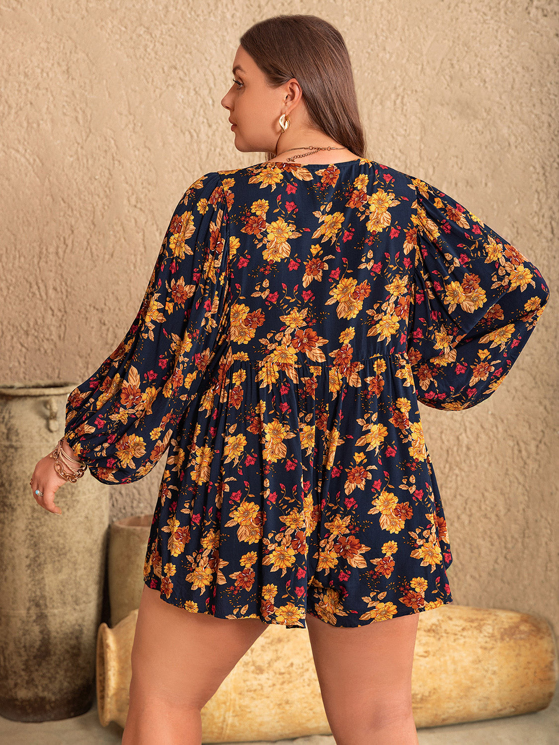 Plus Size Floral Tie Neck Balloon Sleeve Romper 