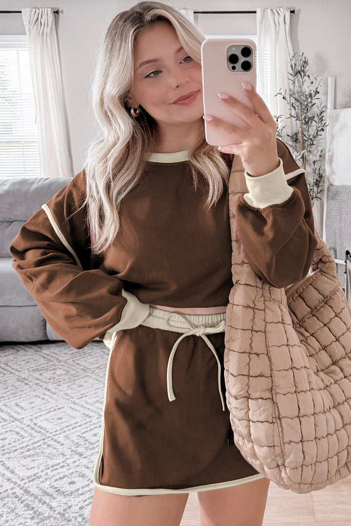 Evergreen Color Contrast Loose Pullover and Lace-up Waist Skort Set Two Piece Sets/Two Piece Dresses