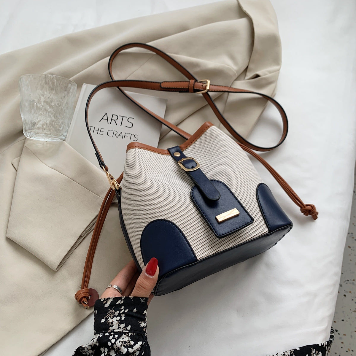 Straw Braided Adjustable Strap Crossbody Bag 