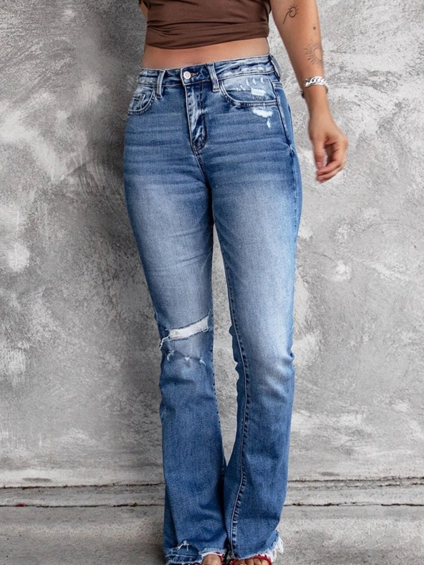 Distressed Flare Jeans 