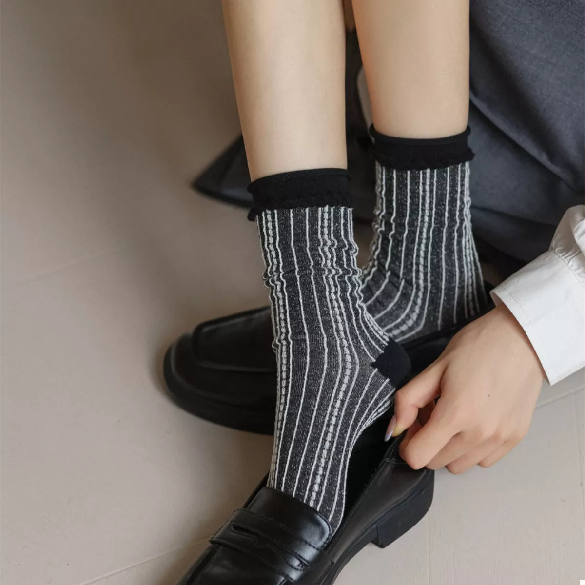 Two-Tone Cotton Knit Crew Socks Lingerie & Nightwear