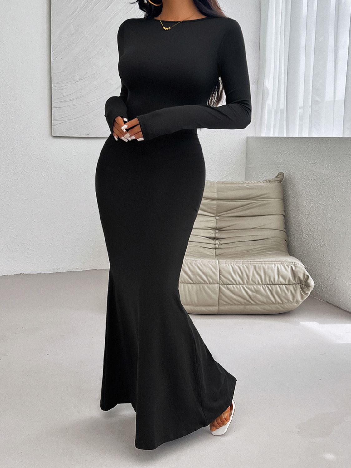 Devine Backless Round Neck Long Sleeve Maxi Dress 