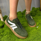 Lace Up Round Toe Contrast Sneakers 