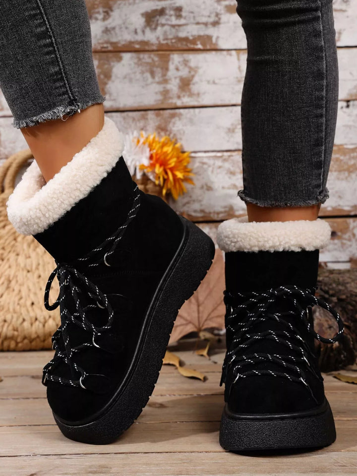 Round Toe Lace Up Platform Boots 