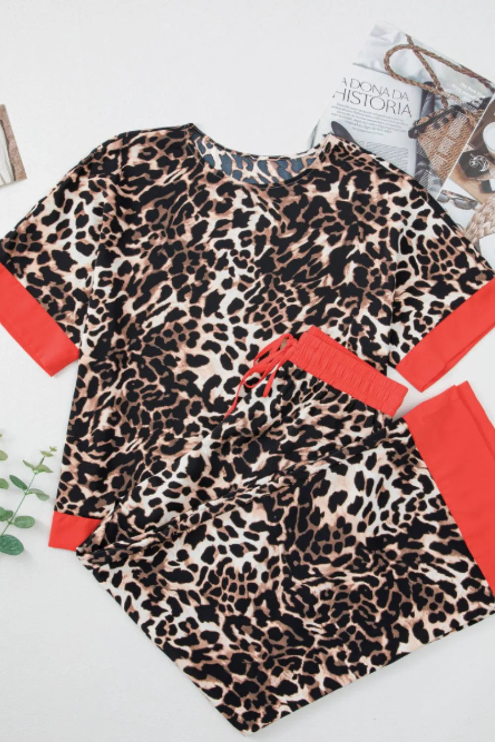Contrast Trim Leopard Round Neck Top and Pants Lounge Set Lingerie & Nightwear