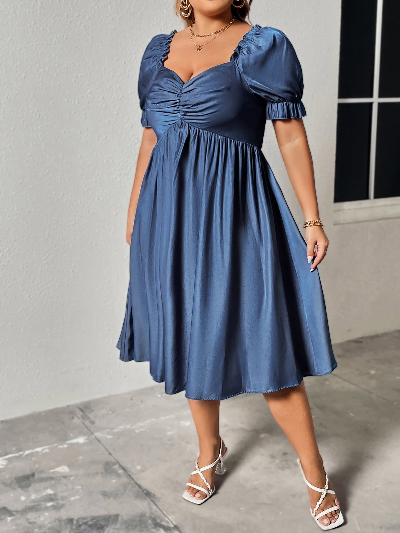 Honey Plus Size Ruched Sweetheart Neck Dress 