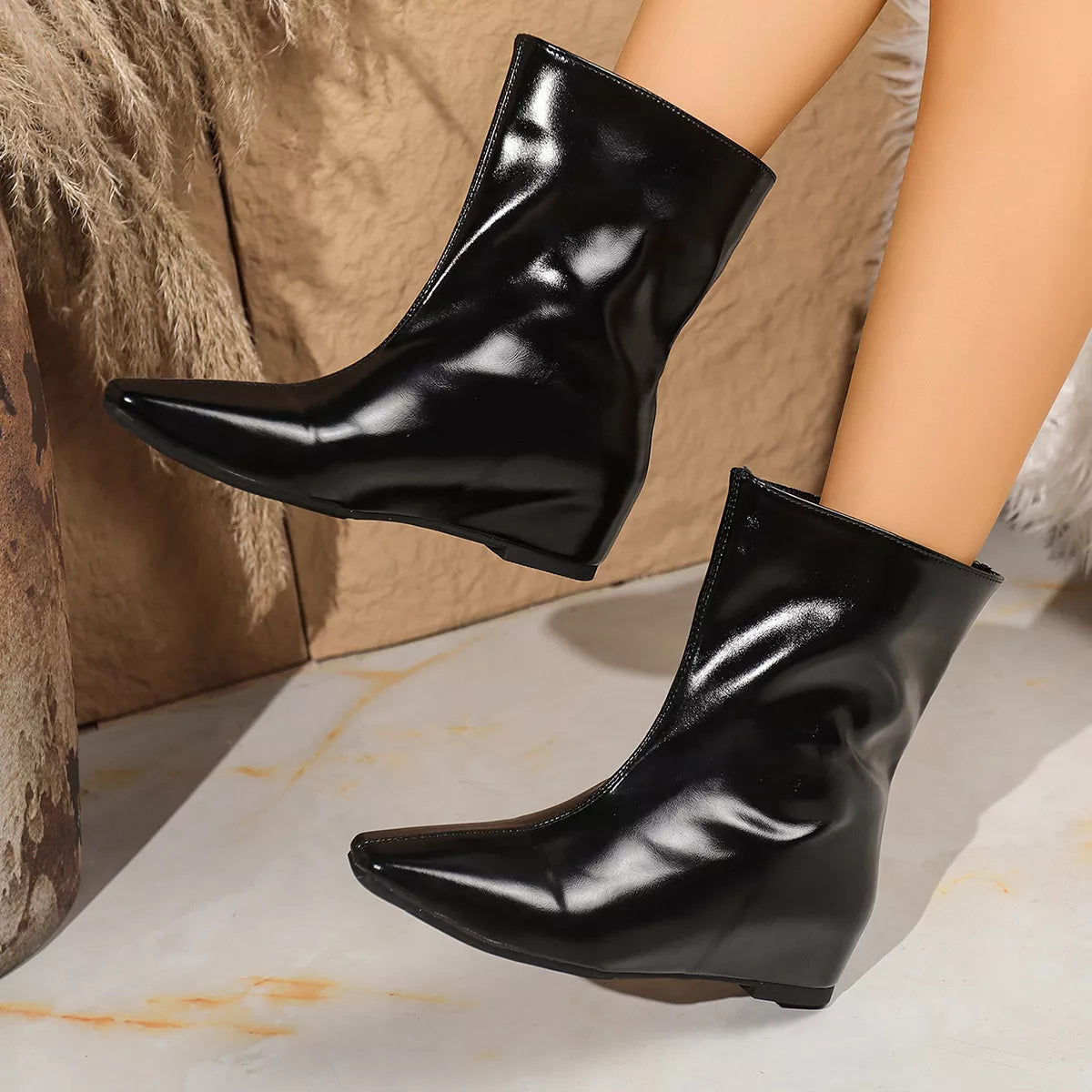Point Toe Leather Boots 