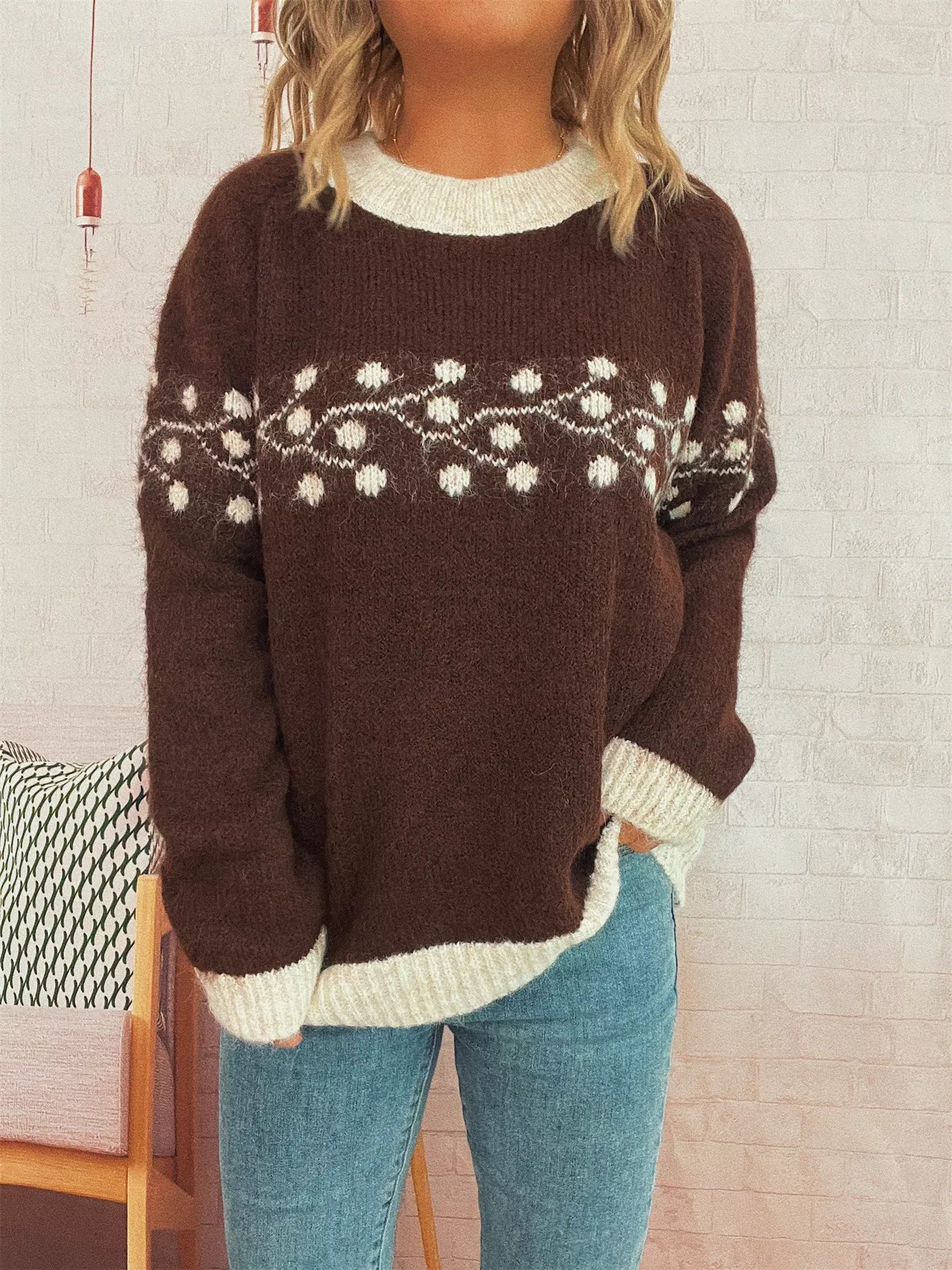 Contrast Hem Round Neck Sweater 