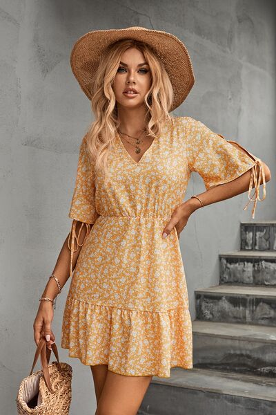 Ditsy Floral V-Neck Half Sleeve Mini Dress Dresses